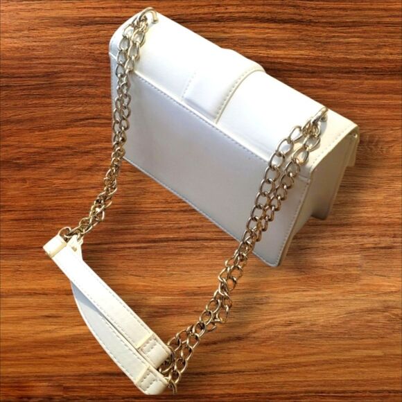 GUESS White Crossbady Bag - Picture 6 of 8